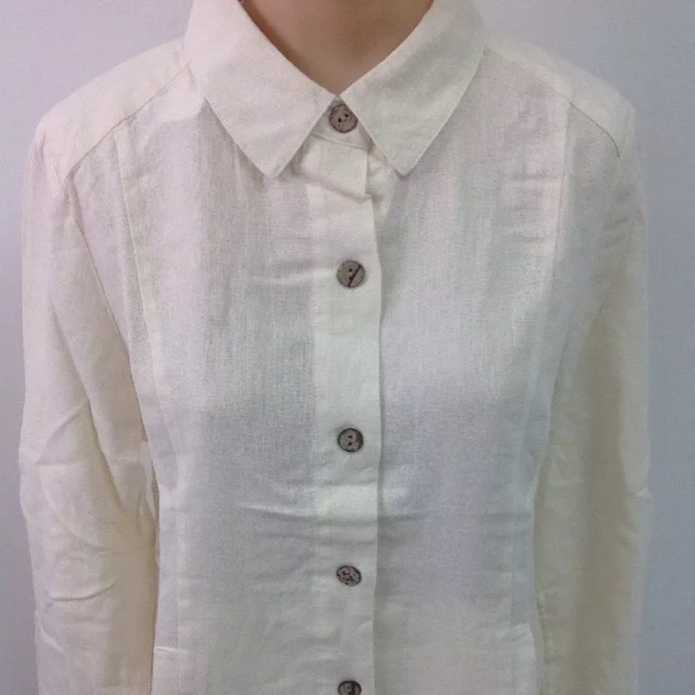 Simply Noelle Button Down
Pocket Linen Top - Off White/Cream